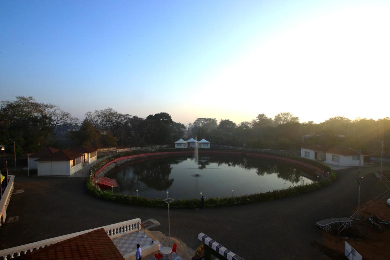 Maharaja The Royal Resort Тхане Экстерьер фото