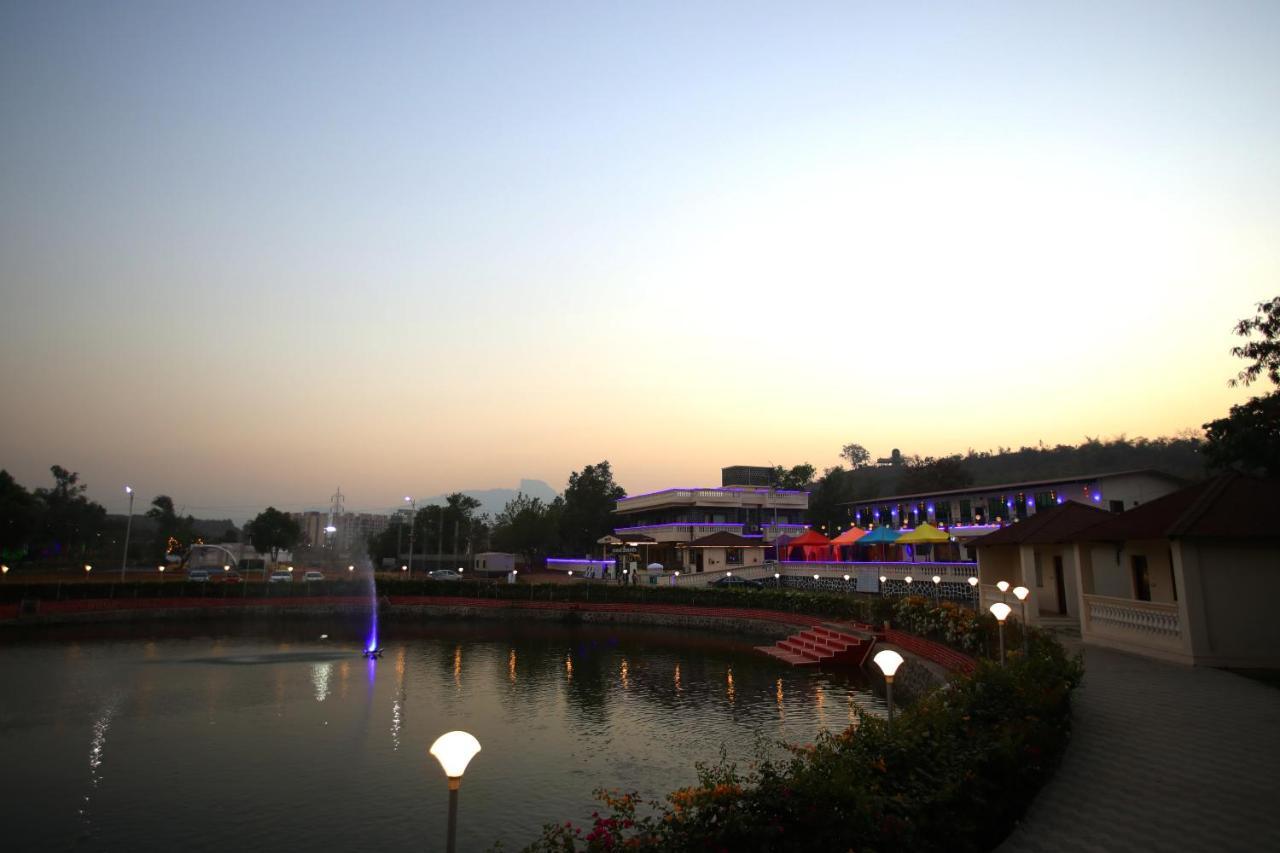 Maharaja The Royal Resort Тхане Экстерьер фото